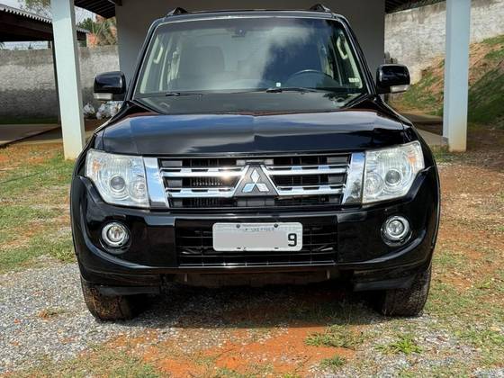 MITSUBISHI PAJERO FULL 3.2 HPE 4X4 16V TURBO INTERCOOLER DIESEL 2P AUTOMÁTICO